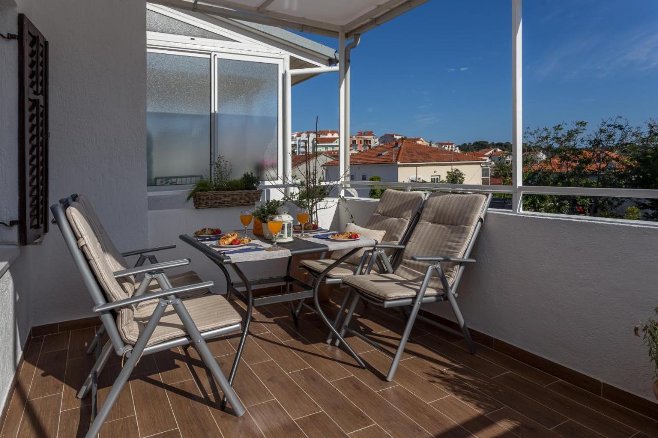 So Hvar So Good! Spacious With Terrace Apartment Hvar Town Exterior foto