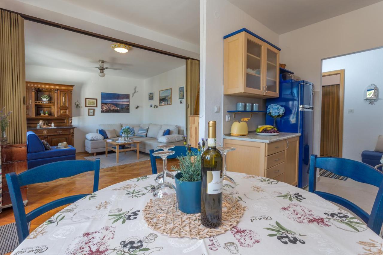 So Hvar So Good! Spacious With Terrace Apartment Hvar Town Exterior foto